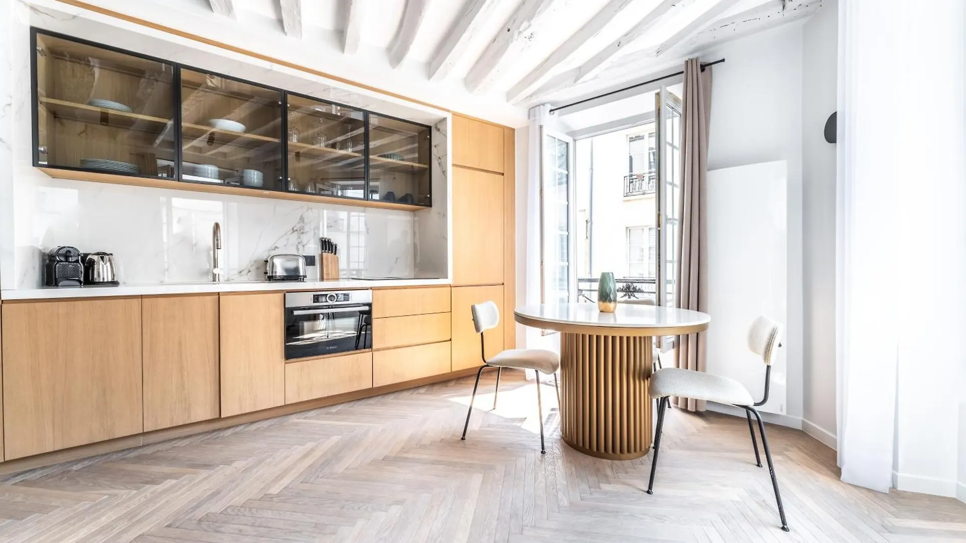 Le Chic Marais Parisien Apartment Paris